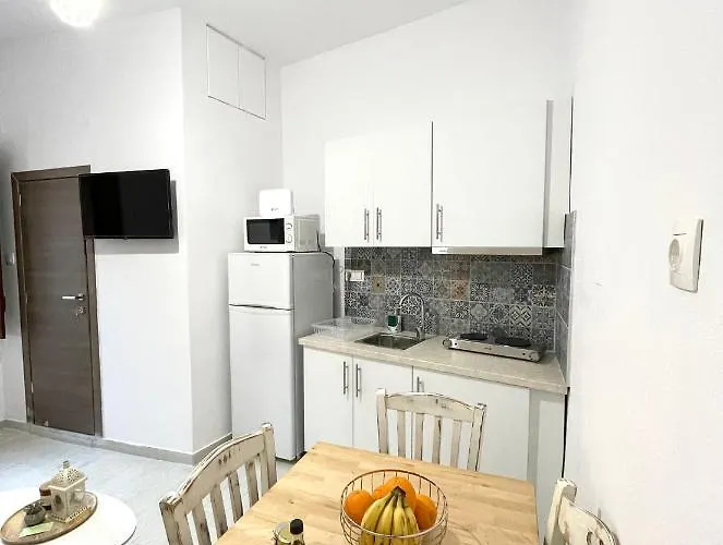 Ritsos Family Монемвазия