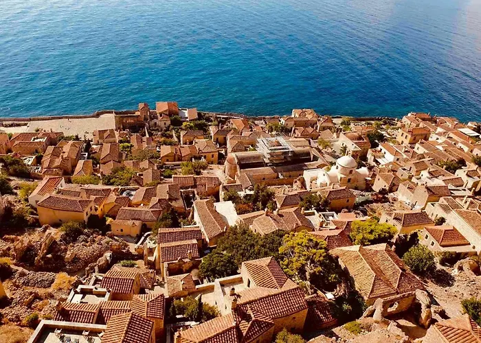 Апартаменты Ritsos Family Монемвазия